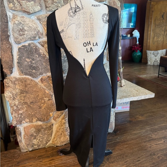 Lulu’s NWT, classy, sexy, show your fabulous curves❣️ - Picture 3 of 7